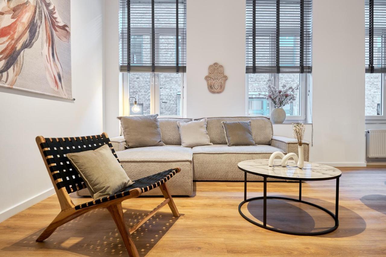 קלן Park Avenue Apartments - Dom Mit Stil - Kueche - Parkplatz - Wlan - 65 Zoll Tv - Netflix מראה חיצוני תמונה