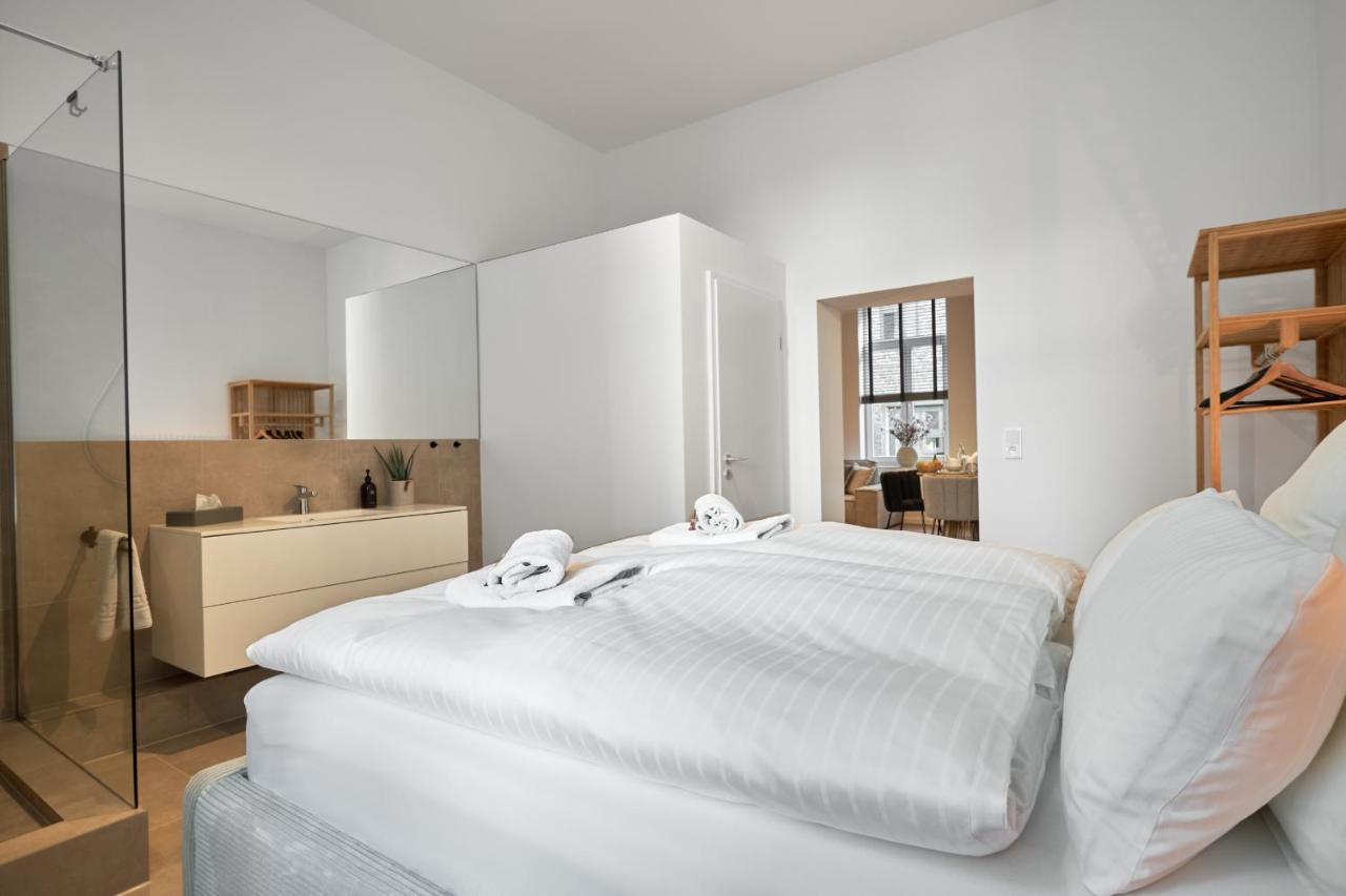 קלן Park Avenue Apartments - Dom Mit Stil - Kueche - Parkplatz - Wlan - 65 Zoll Tv - Netflix מראה חיצוני תמונה