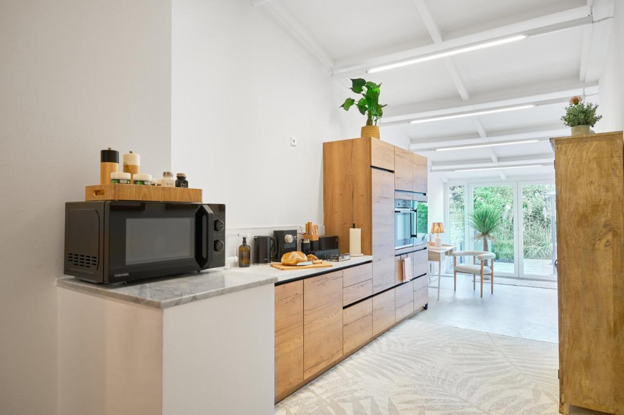 קלן Park Avenue Apartments - Dom Mit Stil - Kueche - Parkplatz - Wlan - 65 Zoll Tv - Netflix מראה חיצוני תמונה
